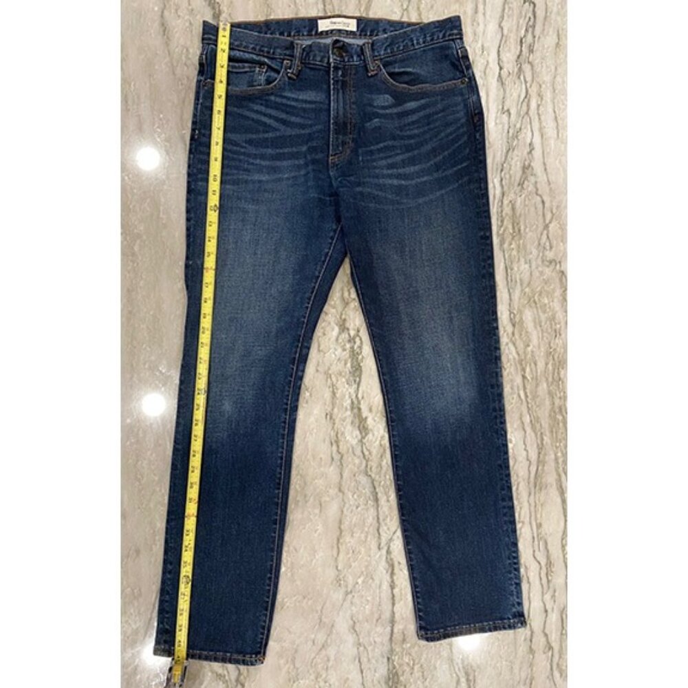 Gap: Men's 1969 slim cut jeans, 34" x 32"